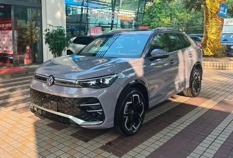 Volkswagen Tiguan L, 2026