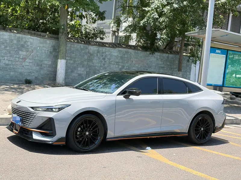 Changan UNI-V, 2022