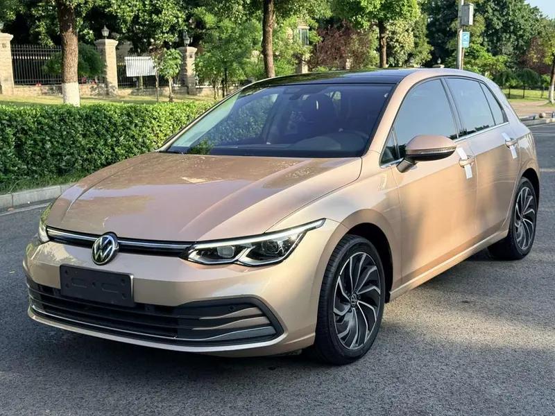 Volkswagen Golf, 2021