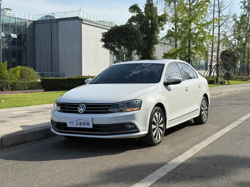 Volkswagen Sagitar, 2017