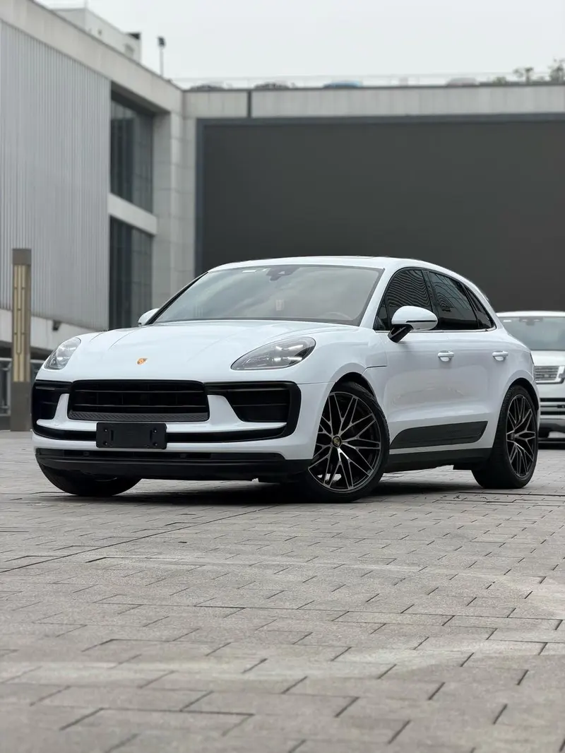 Porsche Macan, 2022
