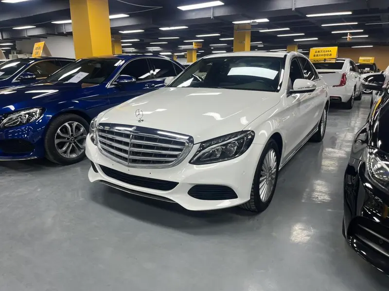 Mercedes-Benz C-Class, 2015