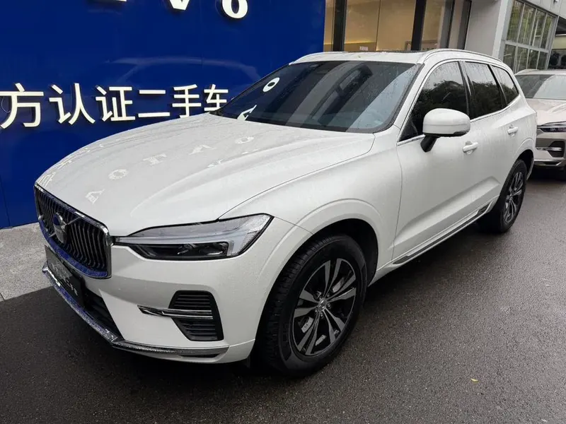 Volvo XC60, 2025