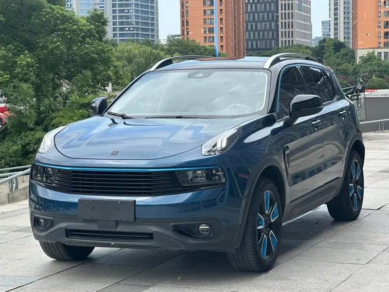 Lynk & Co 01, 2017
