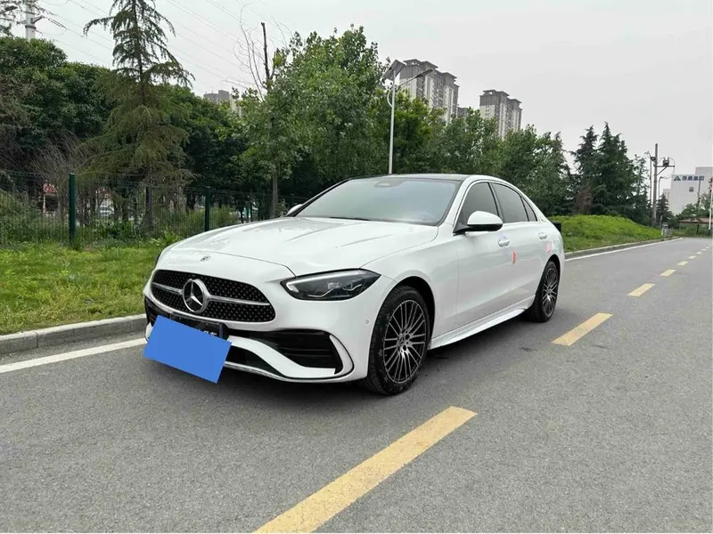 Mercedes-Benz C-Class, 2024
