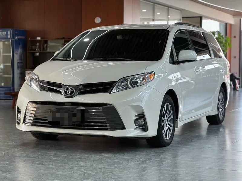 Toyota Sienna, 2019