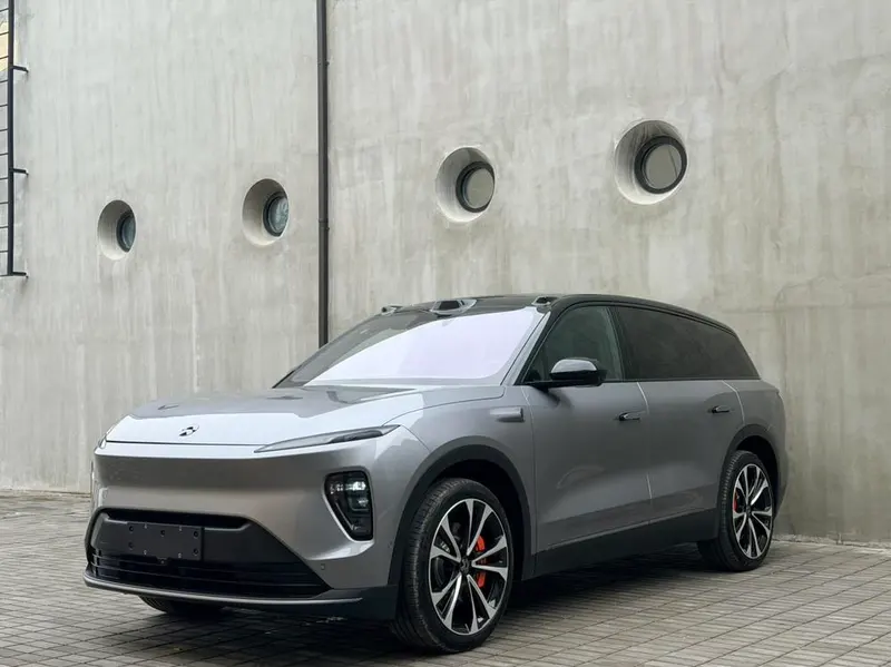 NIO ES8, 2024