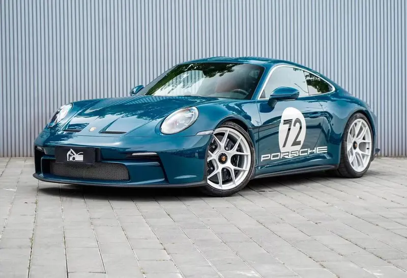 Porsche 911, 2024