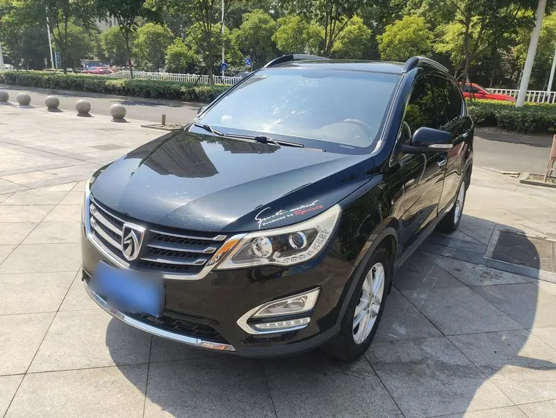 Baojun 560, 2015