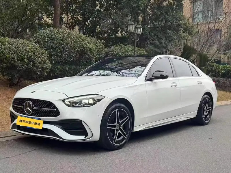Mercedes-Benz C-Class, 2025