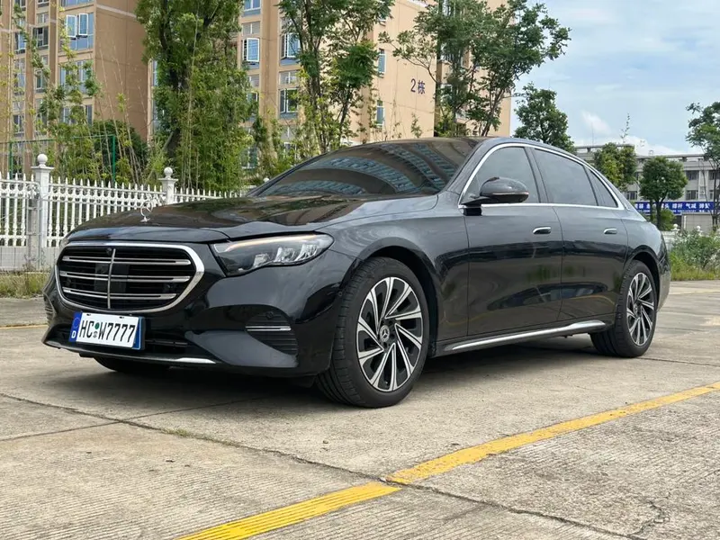 Mercedes-Benz E-Class, 2025