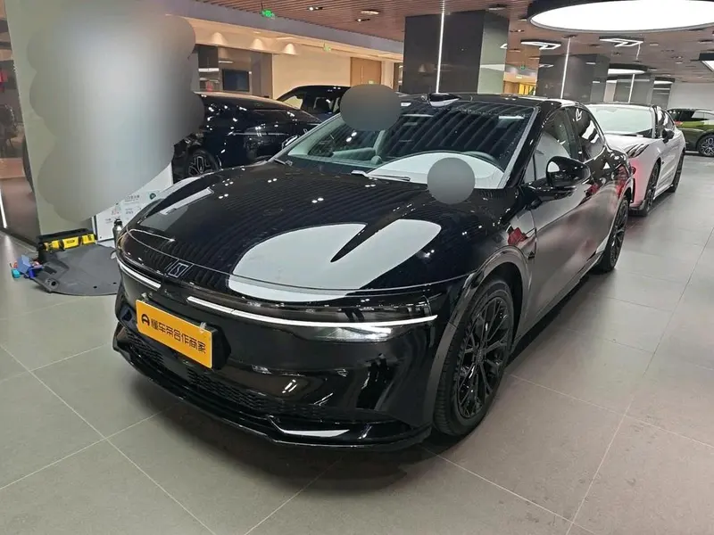 Zeekr 007, 2024