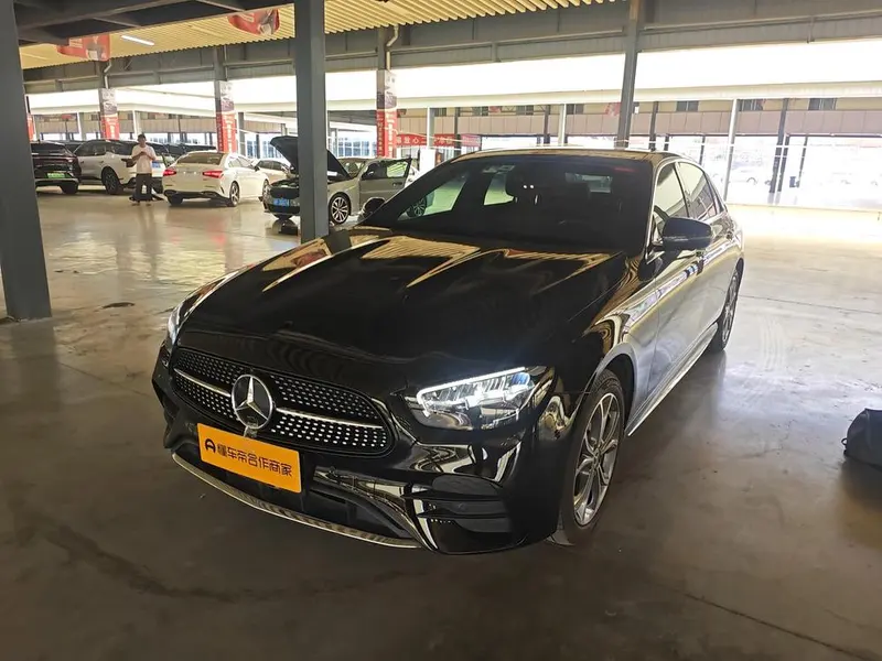 Mercedes-Benz E-Class, 2022