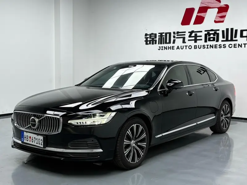 Volvo S90 PHEV, 2021