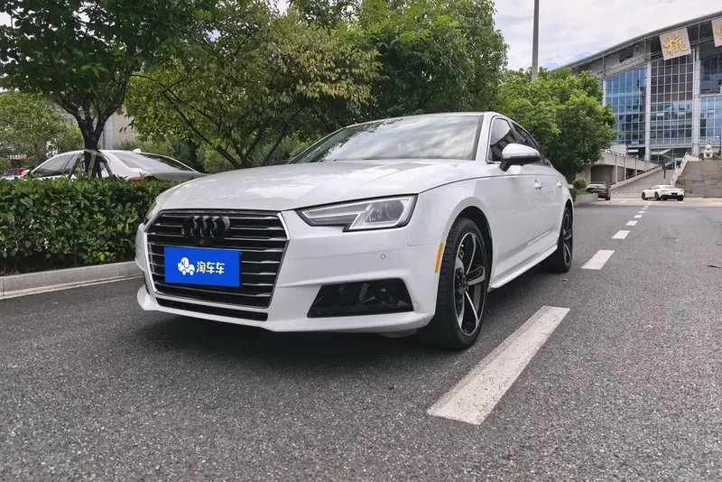 Audi A4L, 2018
