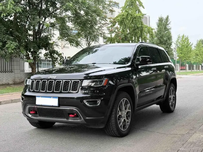 Jeep Grand Cherokee (Import), 2020