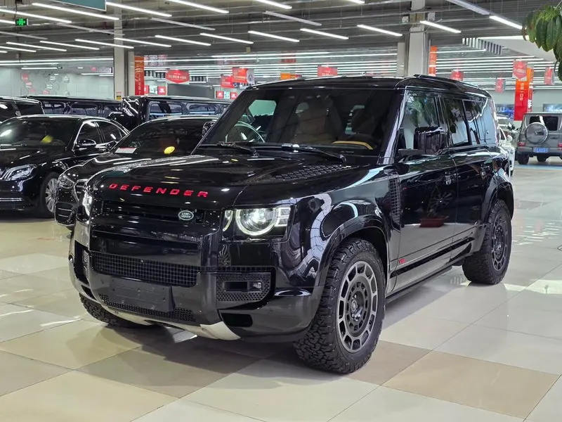 Land Rover Defender, 2024