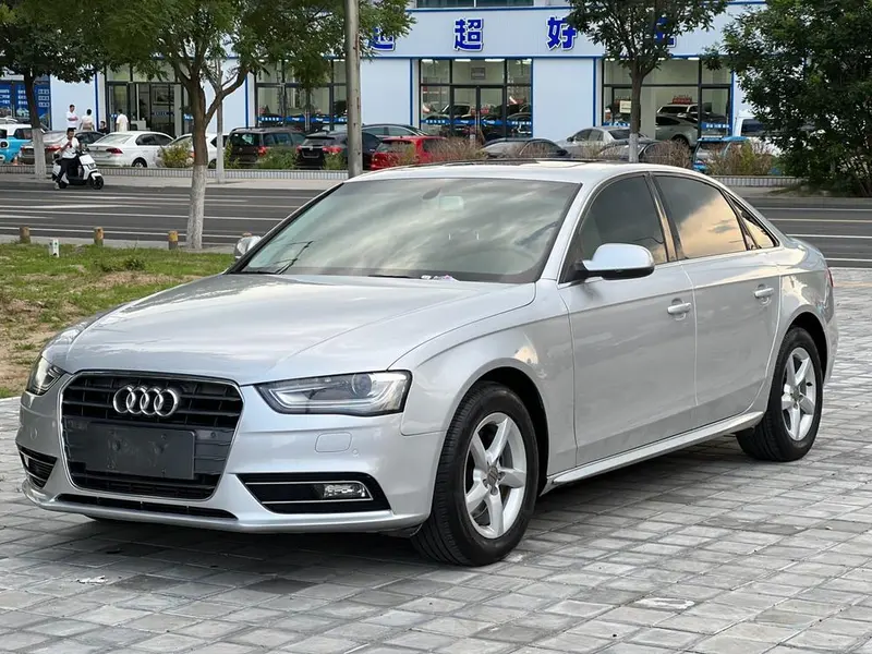 Audi A4L, 2013