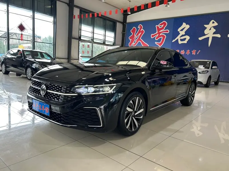 Volkswagen Passat, 2022