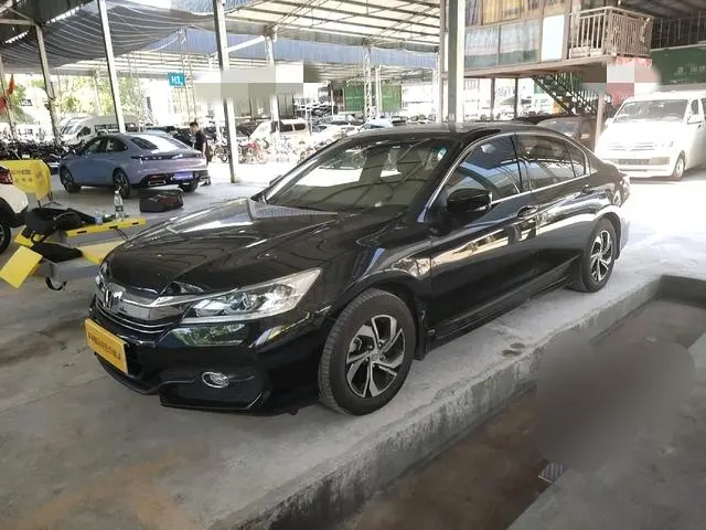 Honda Accord, 2016