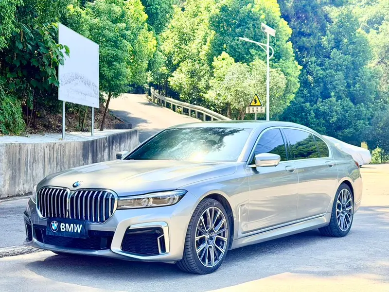 BMW 7-Series, 2019