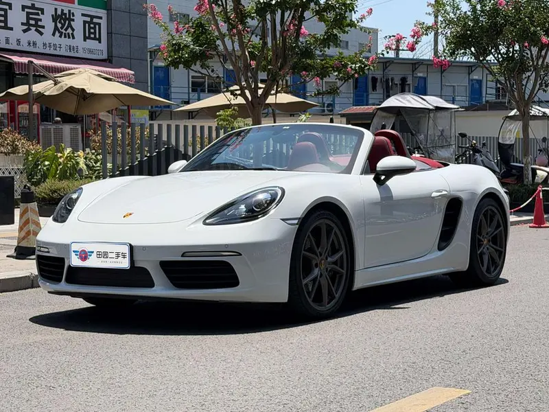 Porsche 718, 2022