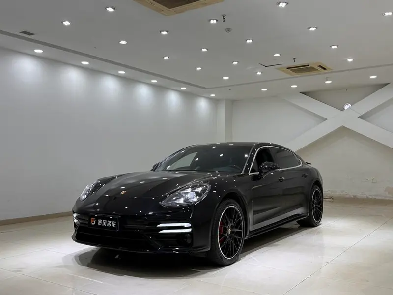 Porsche Panamera, 2019