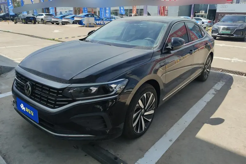 Volkswagen Passat, 2025