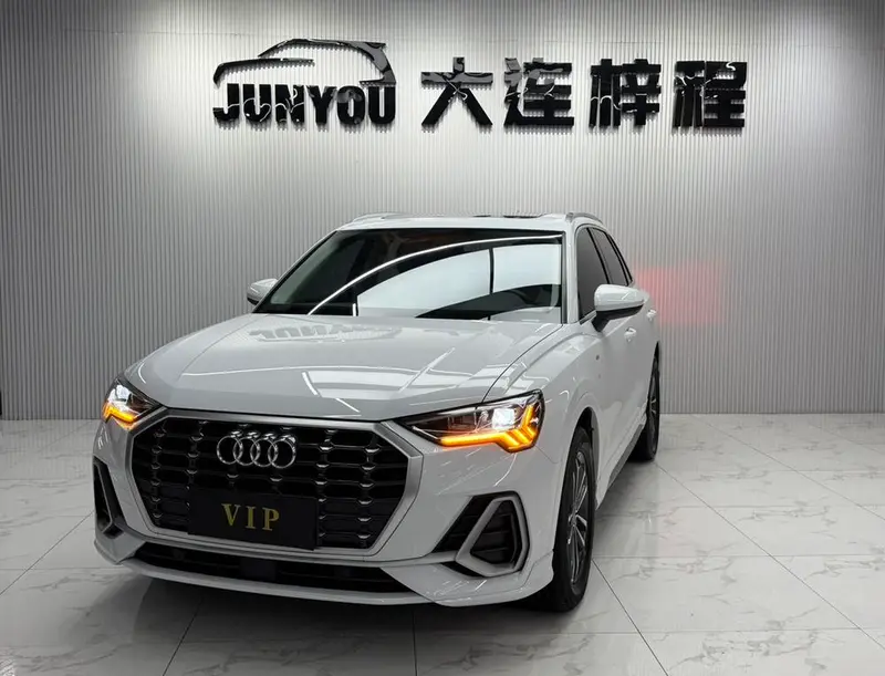 Audi Q3, 2023