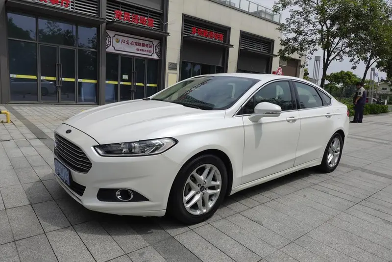 Ford Mondeo, 2013