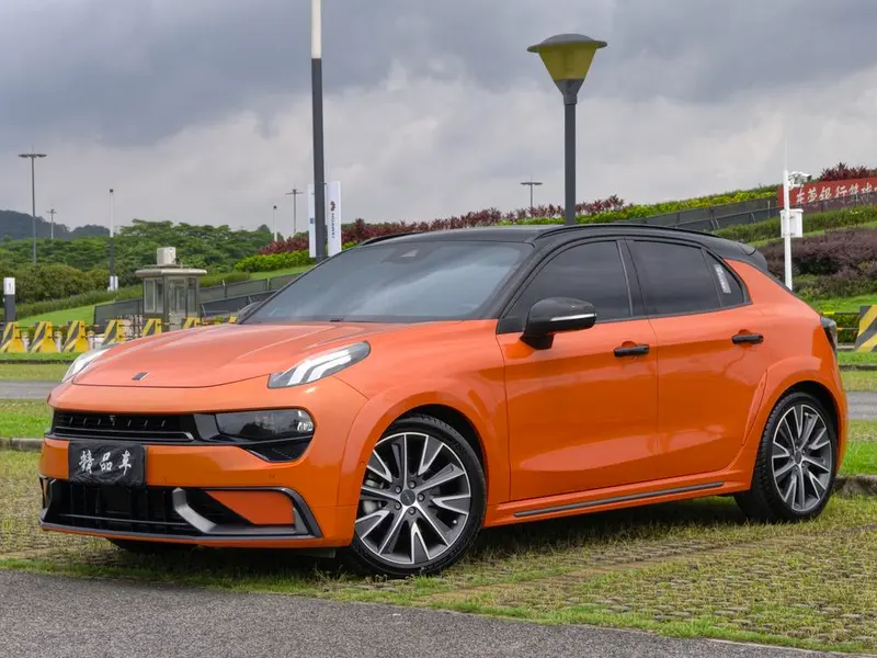 Lynk & Co 02 Hatchback, 2021