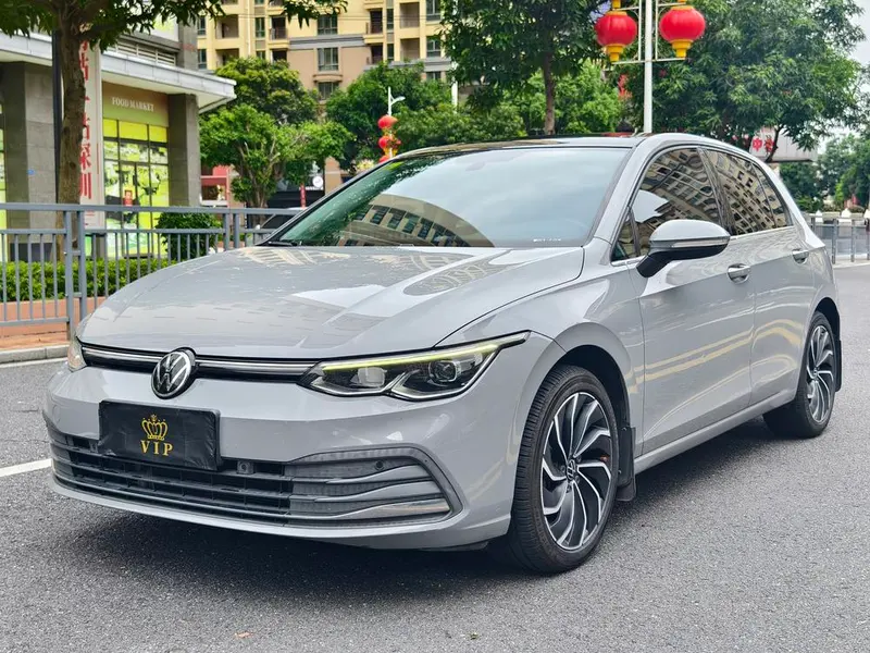 Volkswagen Golf, 2021
