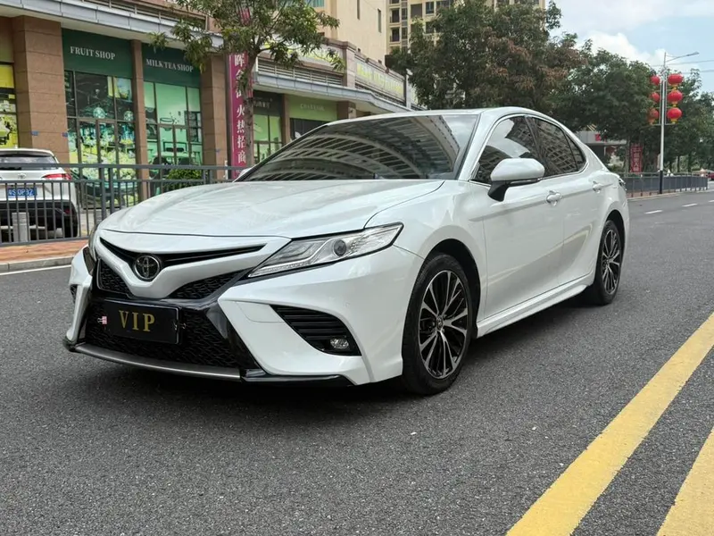 Toyota Camry, 2019