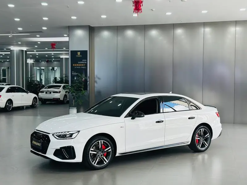 Audi A4L, 2022