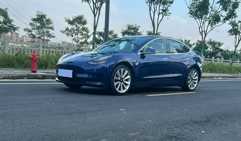 Tesla Model 3, 2019