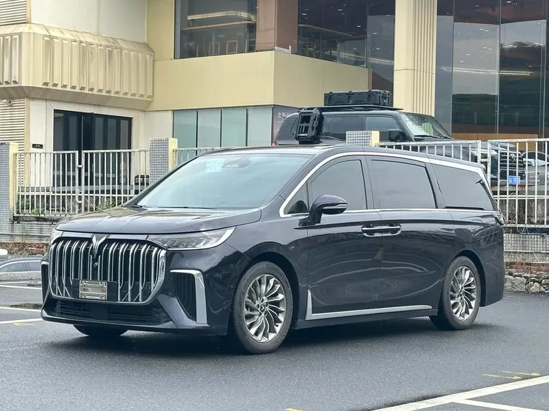 Voyah Dreamer PHEV, 2022