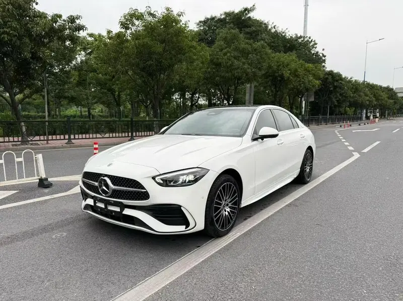 Mercedes-Benz C-Class, 2024