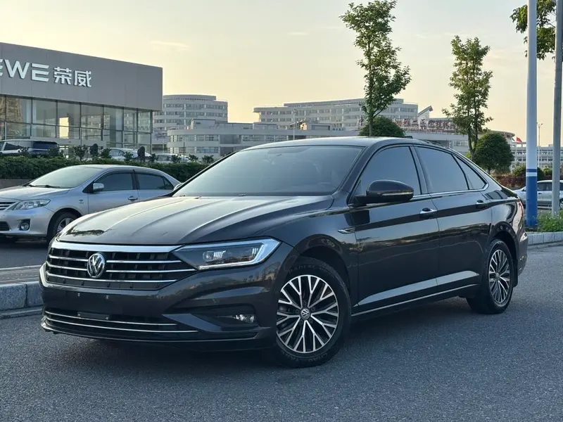 Volkswagen Sagitar, 2021