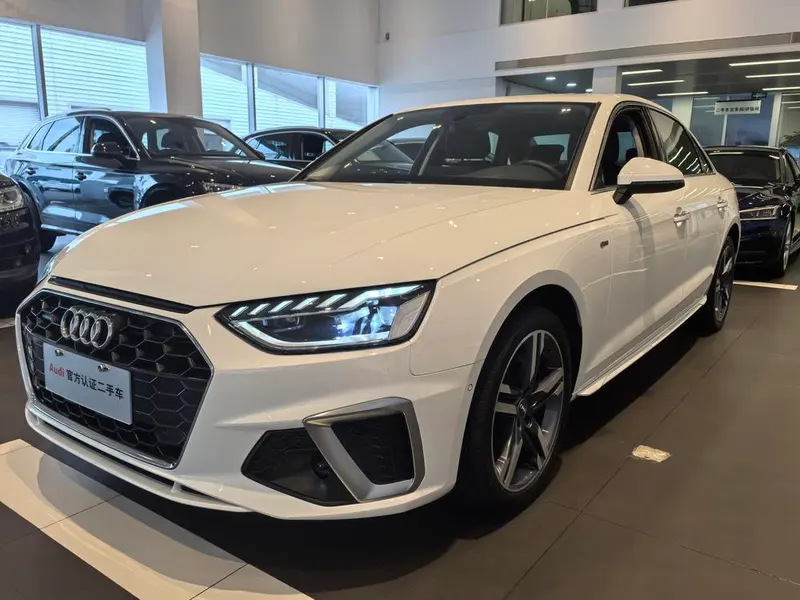 Audi A4L, 2020