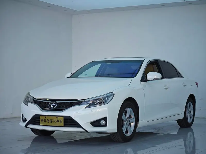 Toyota Reiz, 2013