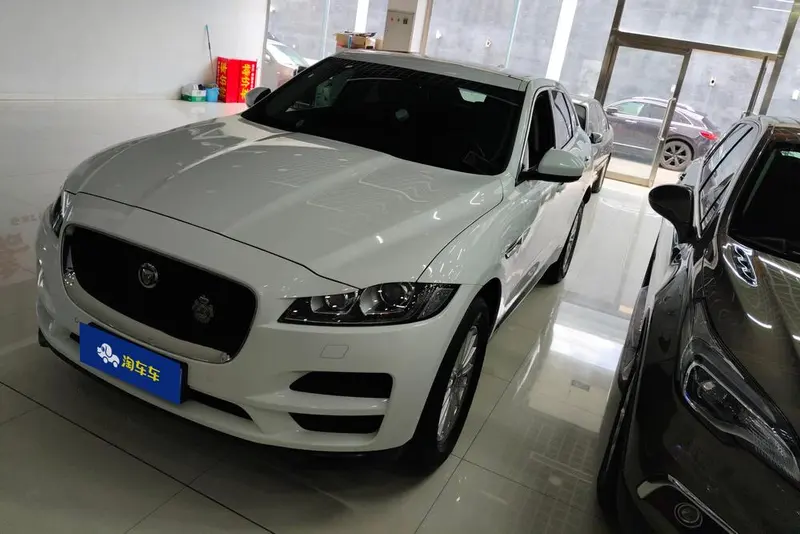 Jaguar F-PACE, 2018