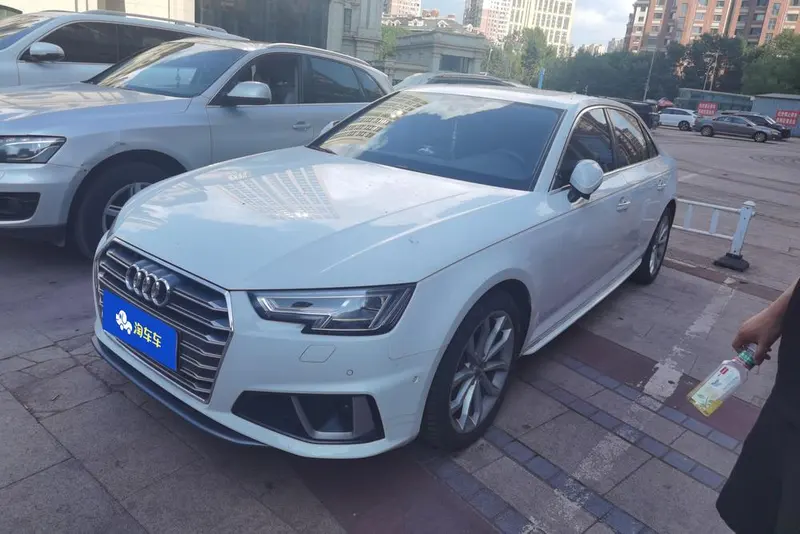 Audi A4L, 2019