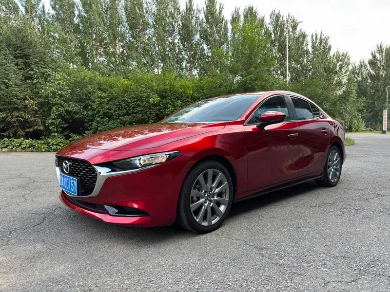 Mazda 3 Axela, 2023