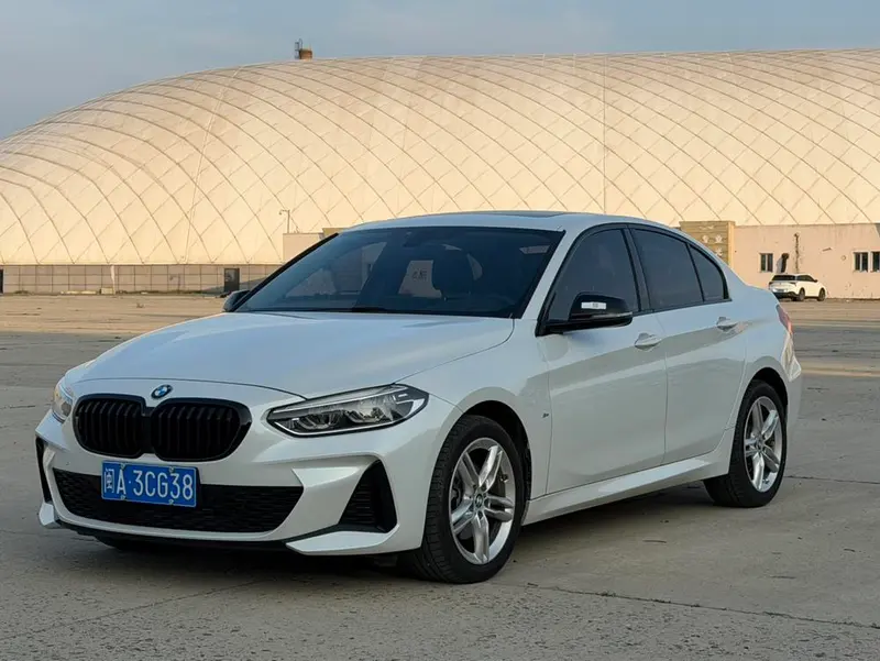 BMW 1-Series, 2023