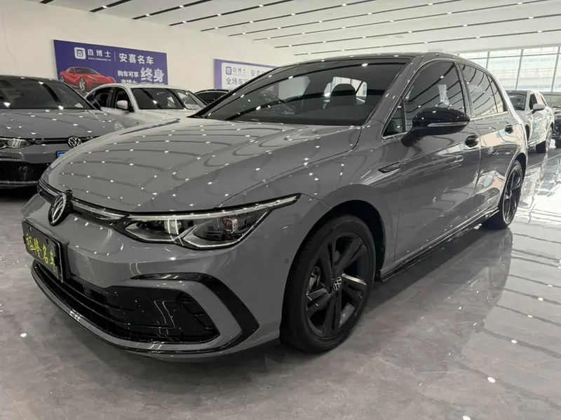 Volkswagen Golf, 2021