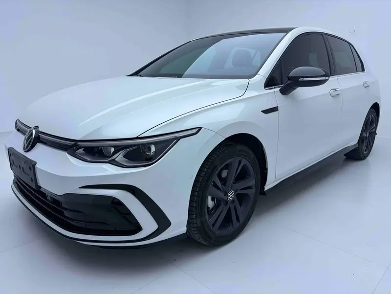 Volkswagen Golf, 2023