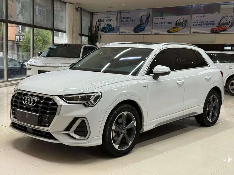 Audi Q3, 2023
