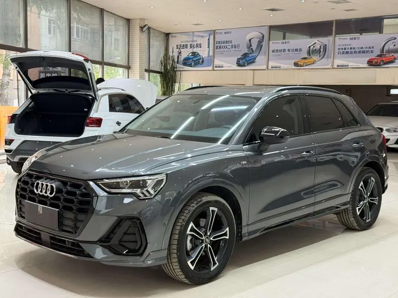 Audi Q3, 2023