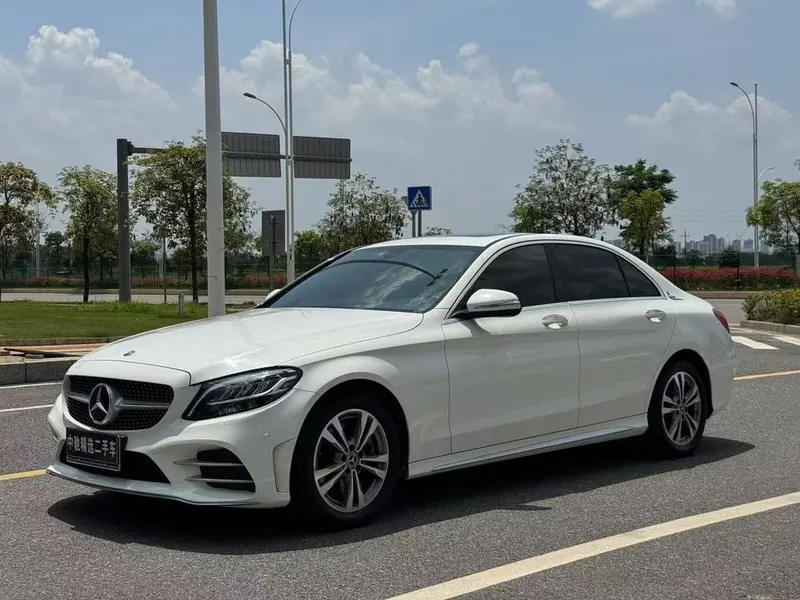 Mercedes-Benz C-Class, 2020