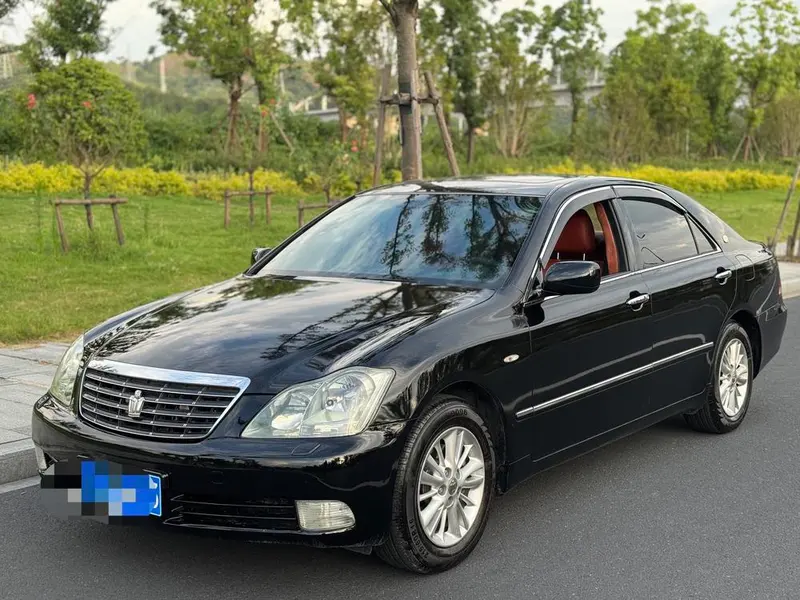 Toyota Crown, 2009
